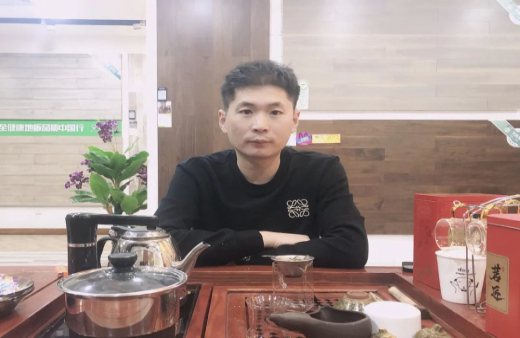 “世”在人為 | 世友地板大同經銷商郝建強：知行合一，自強不息全力以赴創奇績